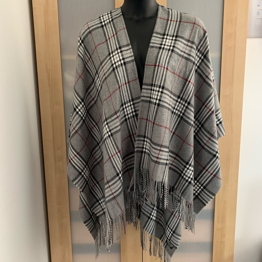 NWOT Scarf Shawl/Wrap Made in Italy